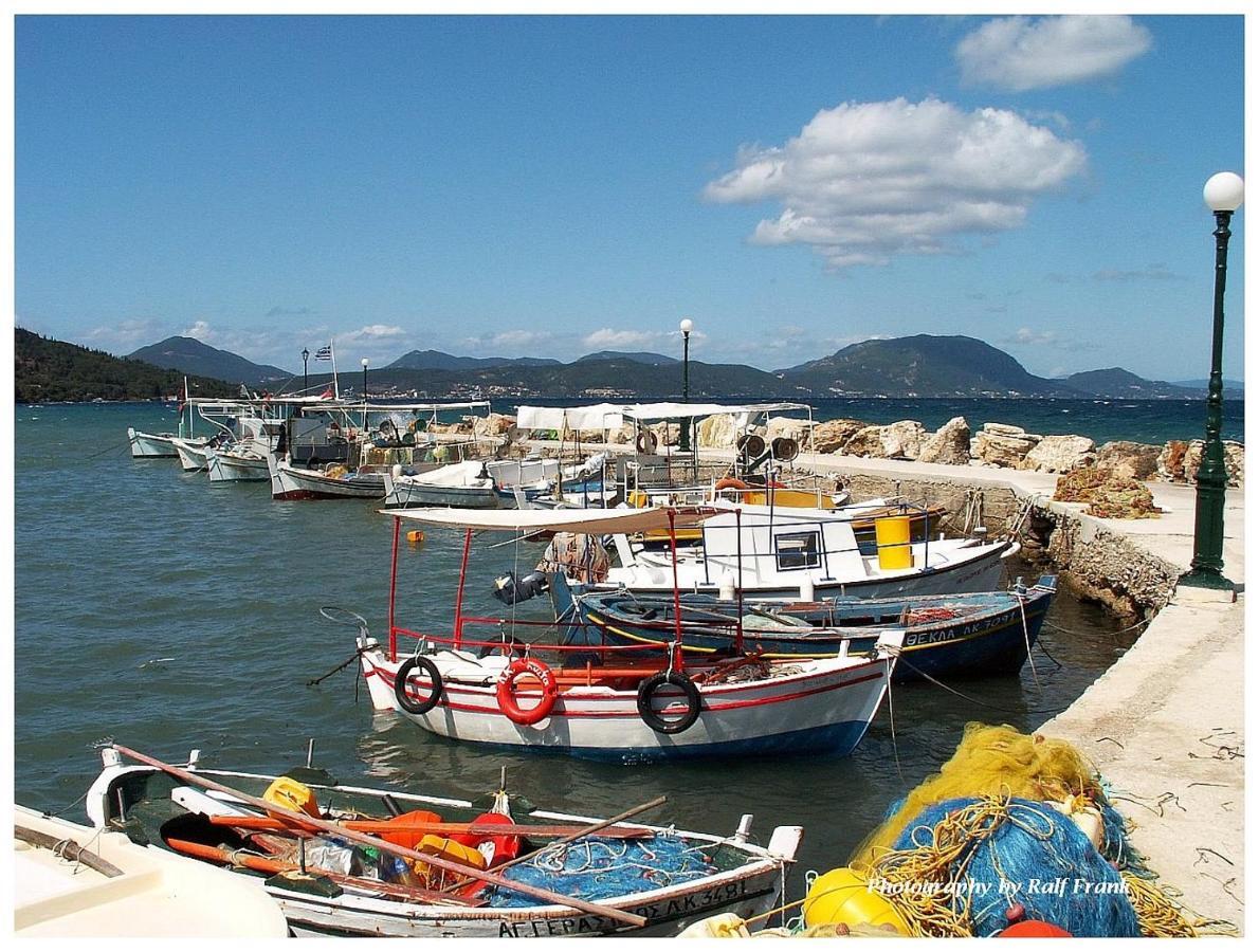 Traditional Fishing Village Apartments Mpoukaris Exteriér fotografie